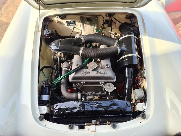 Classic Road and Race Cars for Sale. 101 Spider engine (old)